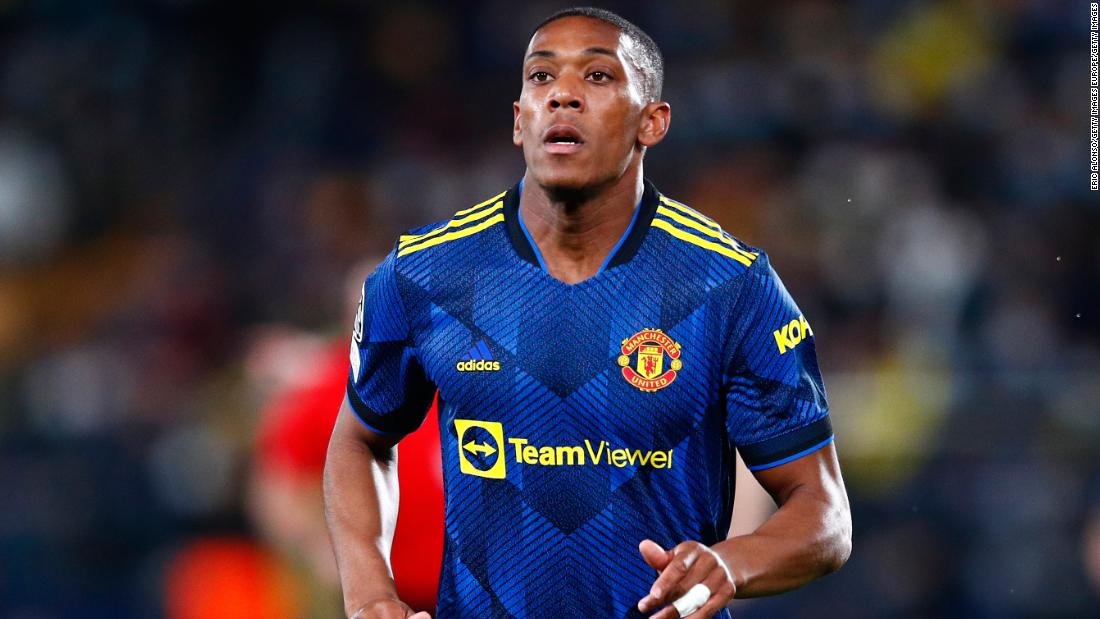 Rangnick says Martial keen to leave Man Utd but no offers yet