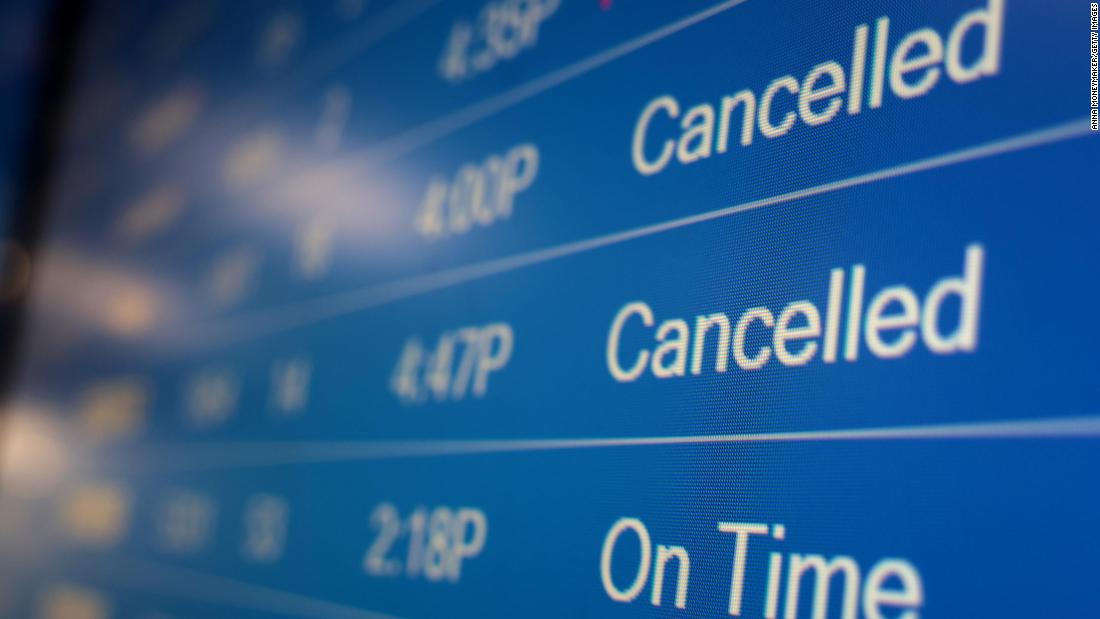 Holiday flight cancellations soar with Covid-19 disruptions and bad weather – CNN