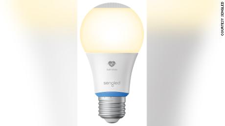 Bola lampu monitor kesehatan pintar baru dari Sengled. 