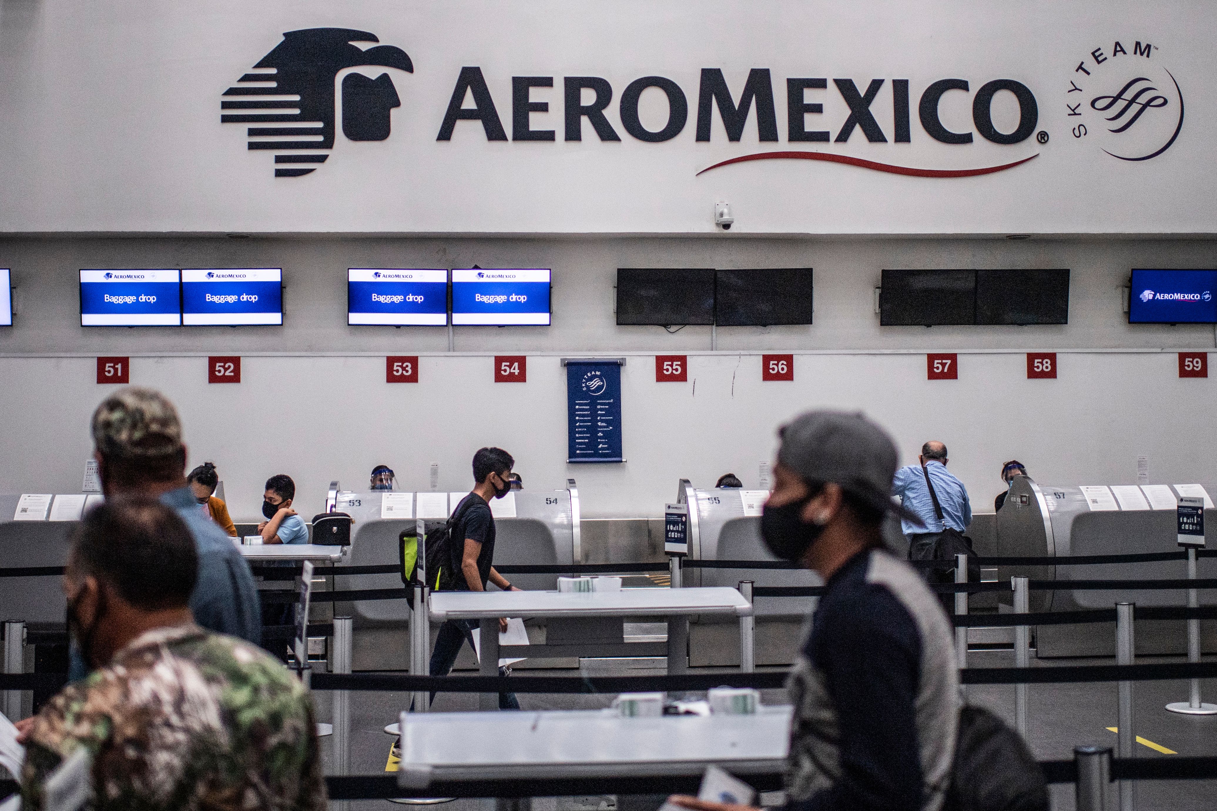 El Gobierno de México ordenó reducir casi 20% la cifra de vuelos en el aeropuerto de Ciudad de México. Foto: CNN
