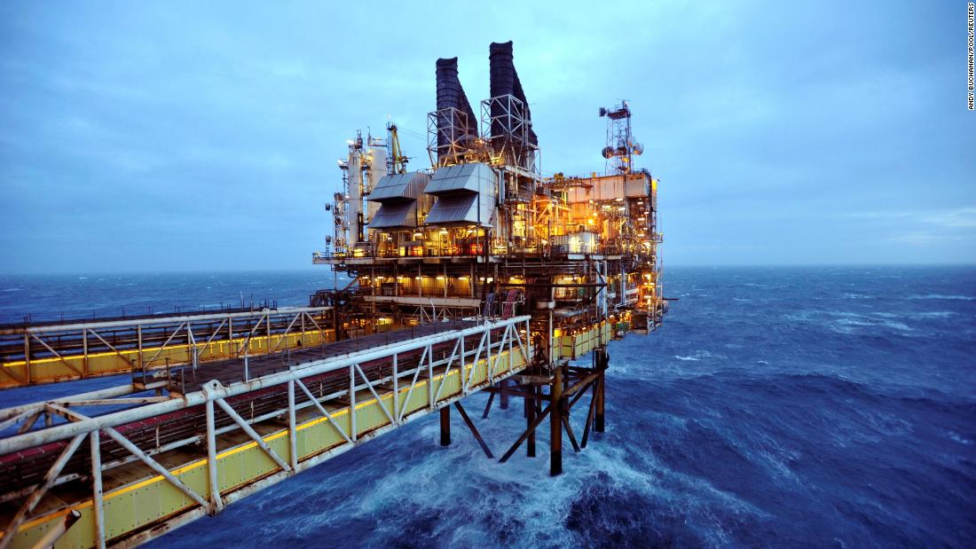 BP dan Shell dapat menghadapi pajak tak terduga karena tagihan energi Inggris melonjak