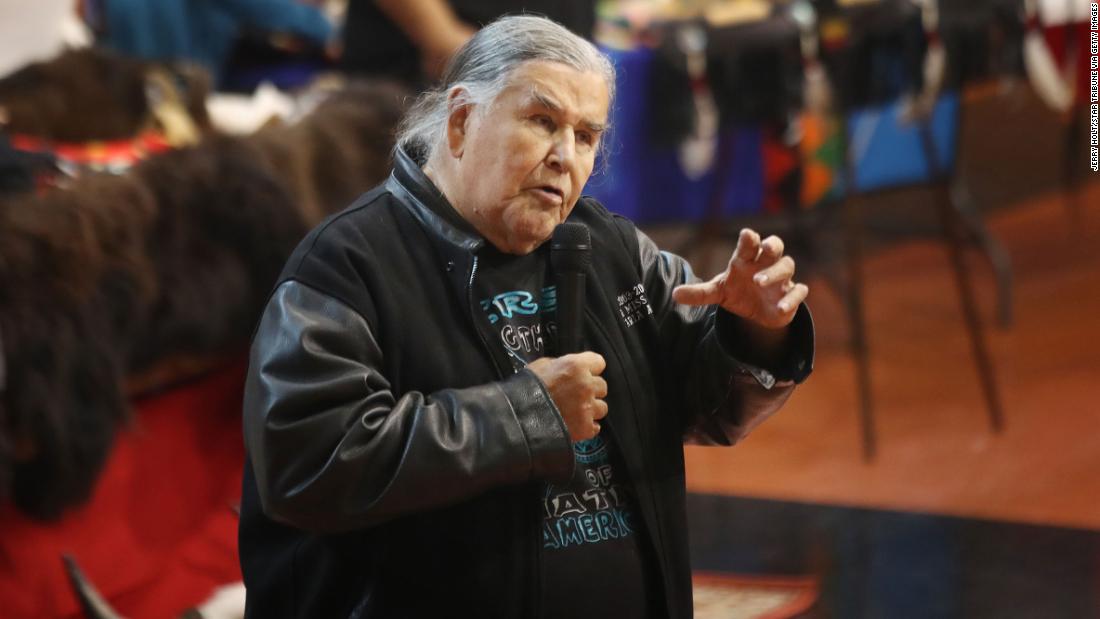 Clyde Bellecourt, Native American civil rights leader, dies at 85