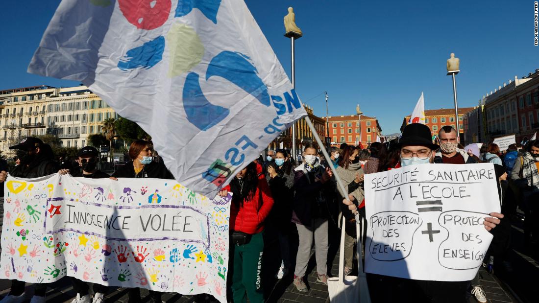 French teachers strike in protest at Covid-19 school protocols