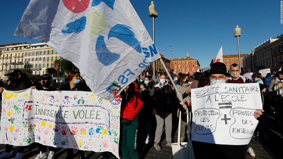 Prancis Covid-19: Guru mogok sebagai protes terhadap protokol sekolah