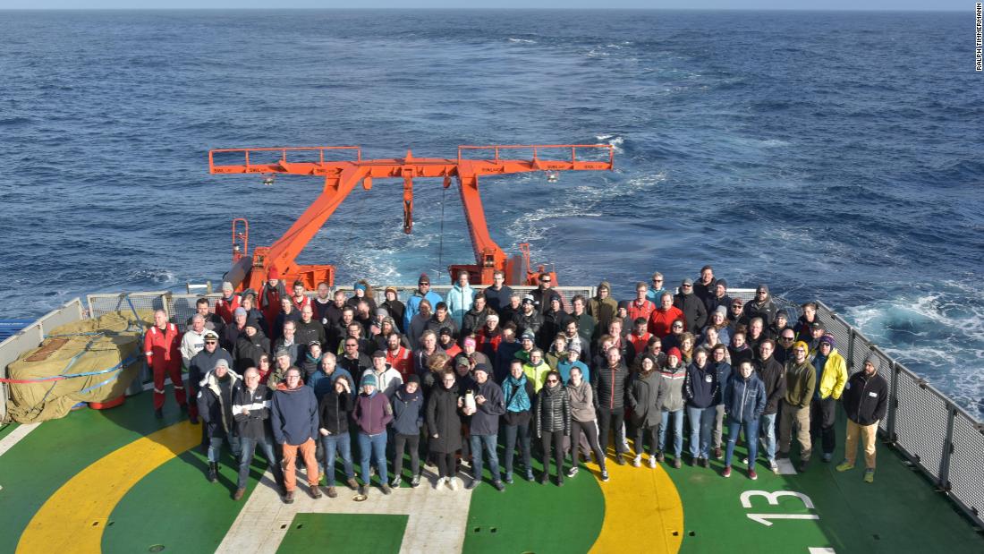 The researchers on board the Polarstern visited the Weddell Sea in February 2021. 
