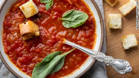 Tuscan Tomato Soup (Pappa al Pomodoro) 