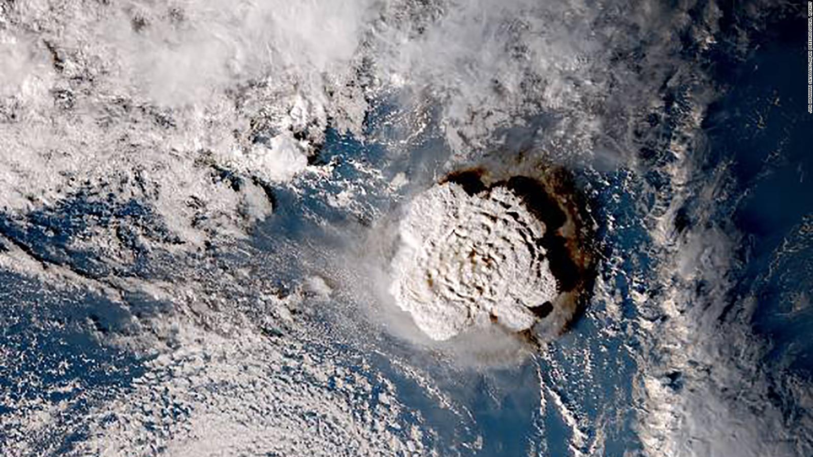 Tonga volcano: Video shows underwater eruption a day before tsunami ...