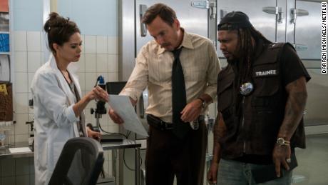 (L to R) Lilan Bowden as Amber Kang, Will Arnett as Terry Seattle and guest star Marshawn Lynch in an episode of 