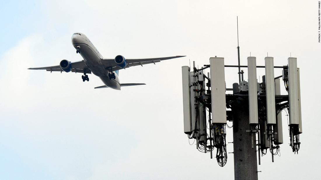 Major airlines say the 5G doomsday scenario is over
