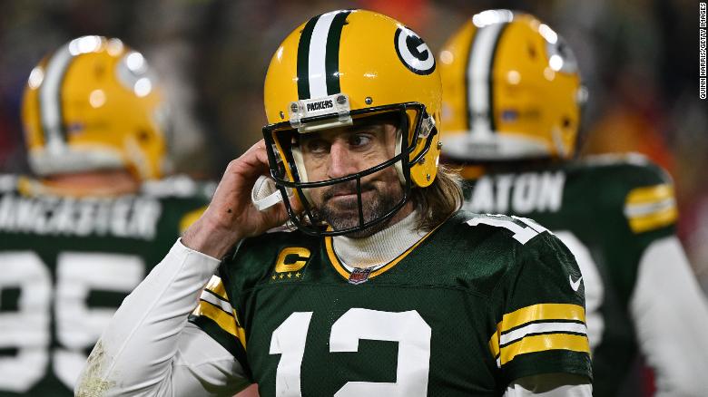 Aaron Rodgers claims his &#39;divisive&#39; vaccination status was the &#39;only reason&#39; people wanted Packers to lose in the playoffs