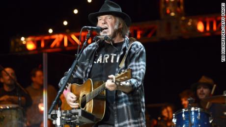 Spotify says it will remove Neil Young&#39;s music, according to reports