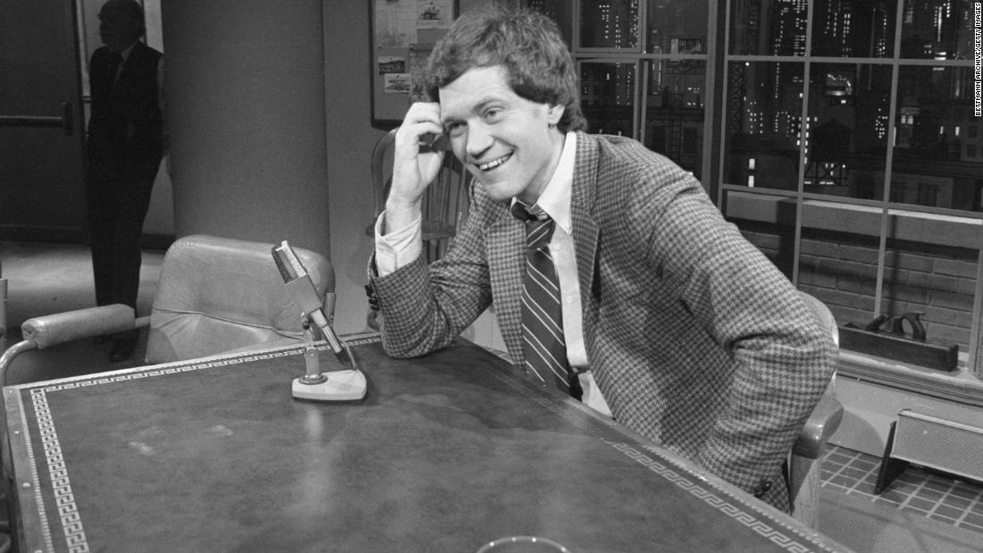 David Letterman visits 'Late Night,' going back to the slot where he most belonged