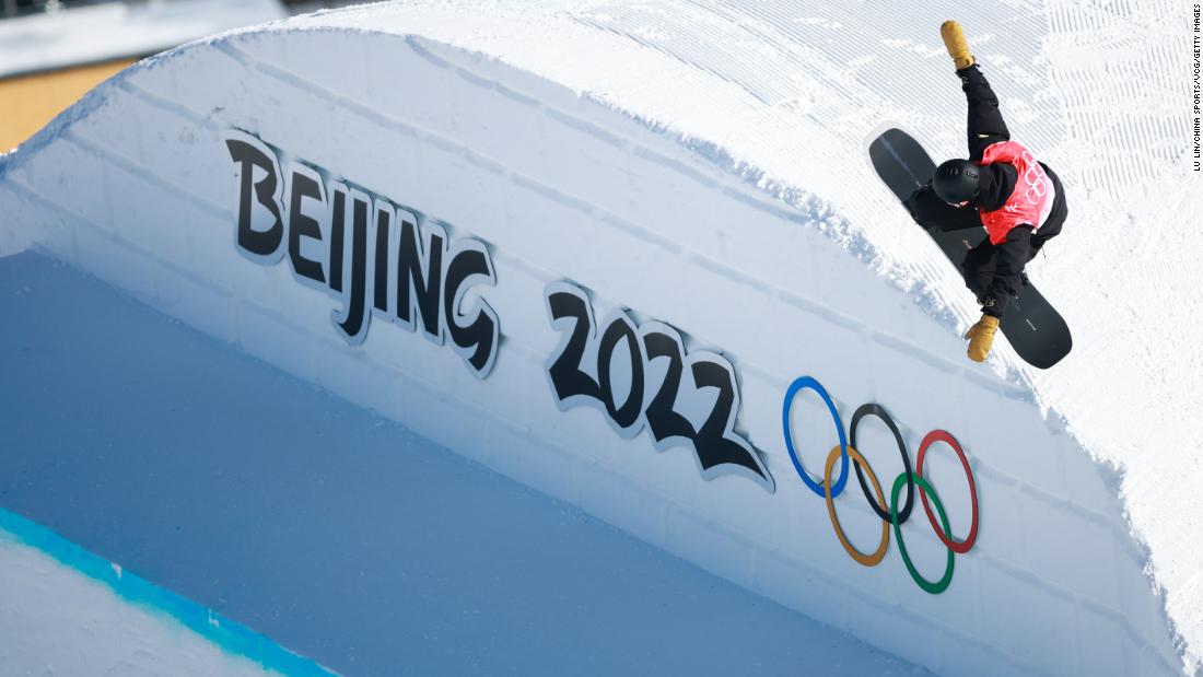 Thách thức Trung Quốc: Liệu thể thao có thể vượt qua những tranh cãi xung quanh Thế vận hội mùa đông?