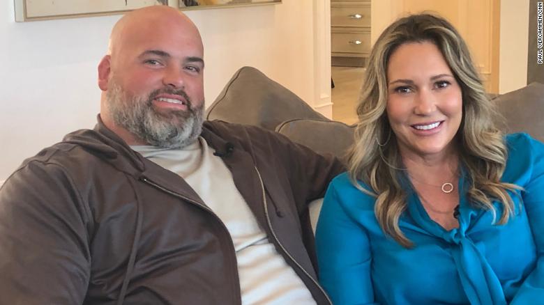 Los Angeles Rams’ Andrew Whitworth spreads the wealth to show ‘someone cares about them’