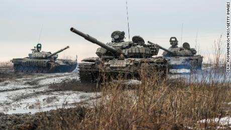 La inteligencia de EE. UU. indica que los oficiales rusos han tenido dudas sobre la invasión de Ucrania a gran escala