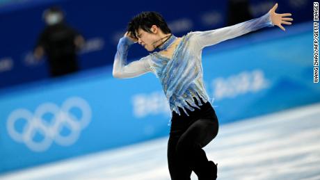 Hanyu sits in eighth after a costly early error.