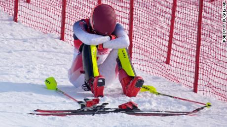Mikaela Shiffrin: &#39;A really big let down,&#39; says US skier after she crashes out for the second time at Beijing 2022