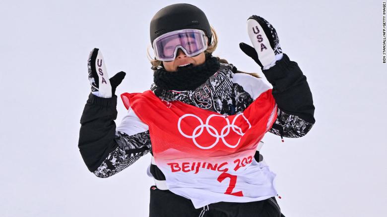 Snowboarder Chloe Kim grabs Olympic gold for US with epic first run