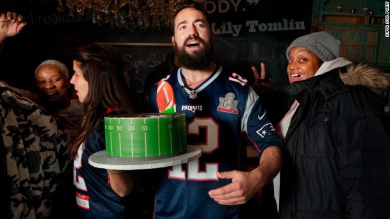 He threw a Super Bowl party for homeless New Yorkers. Now, his ‘Super Soul Parties’ are being held nationwide