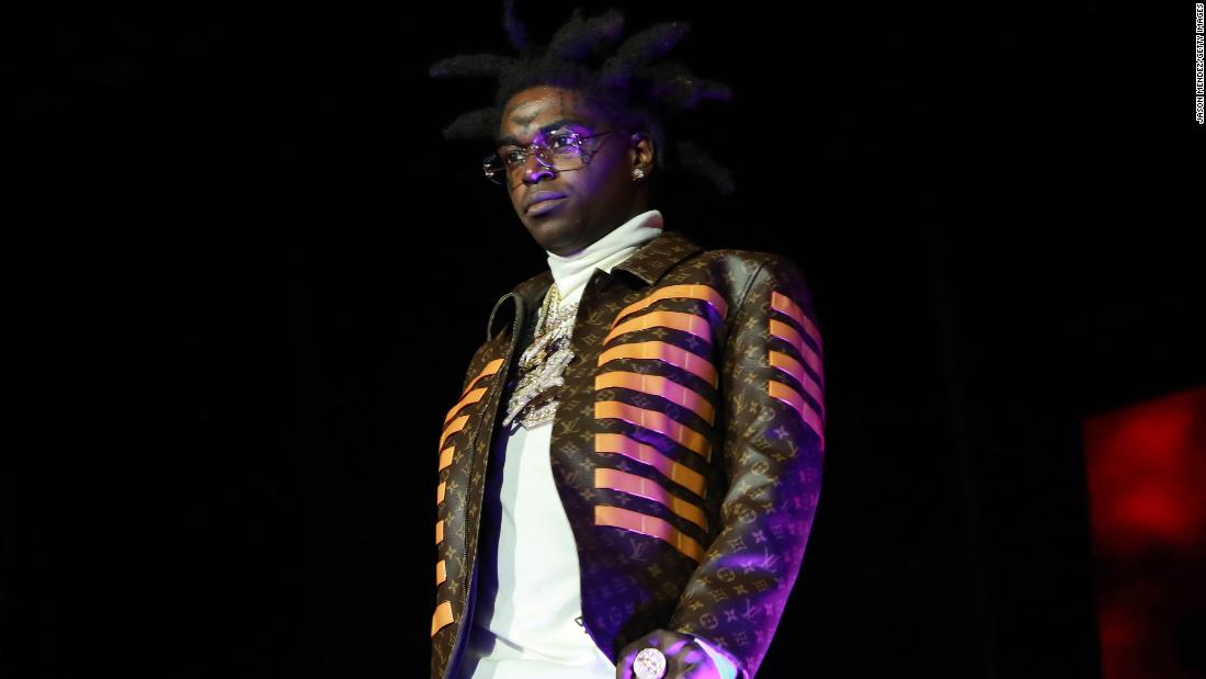 Rapper Kodak Black shot near LA restaurant holding Justin Bieber after ...