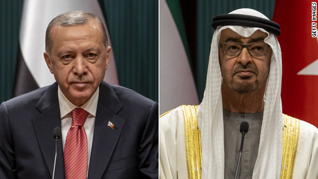 Turkish President Recep Tayyip Erdogan (L) and UAE&#39;s de facto ruler Sheikh Mohammed bin Zayed.