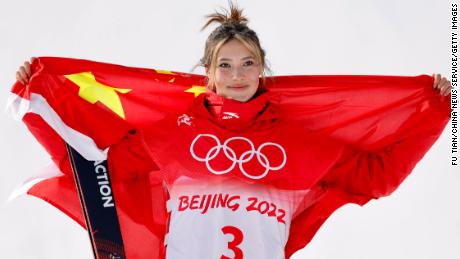 Eileen Gu reveals mom helped her turn freeski slopestyle final around and win second medal of Beijing 2022