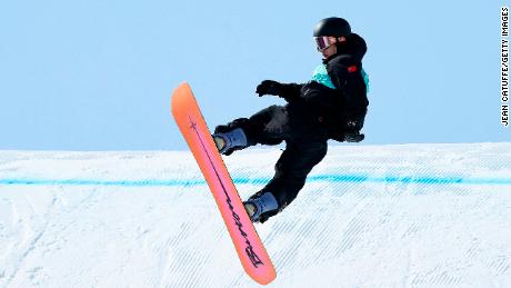 Su performs a trick during the men&#39;s snowboard big air final,