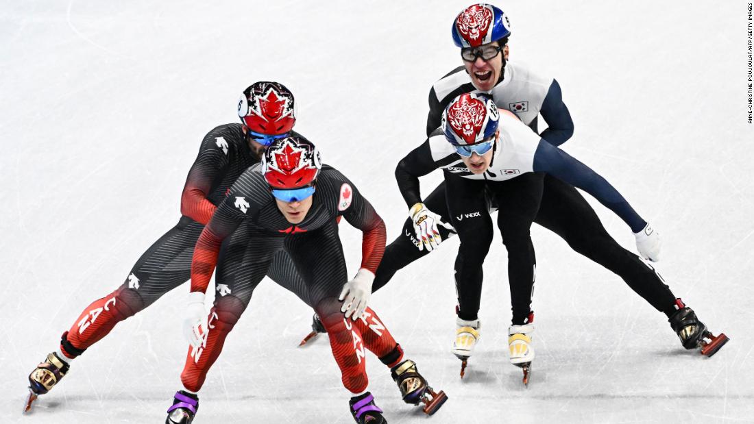 From left, Canada&#39;s Charles Hamelin and Jordan Pierre-Gilles and South Korea&#39;s Hwang Dae-heon and Park Jang-hyuk compete in the final of the 5,000-meter short track relay race on February 16. Canada finished first ahead of South Korea and Italy.