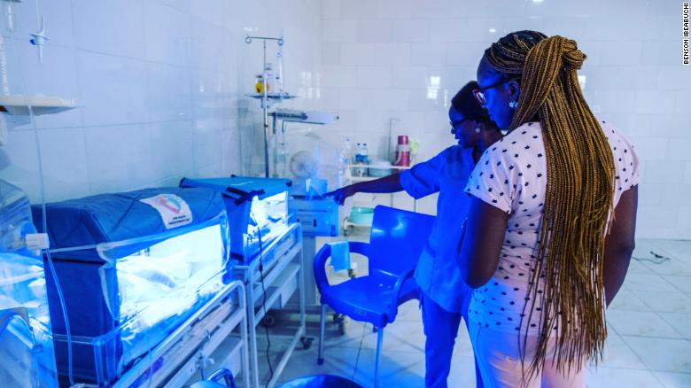 This Nigerian tech startup is fighting baby jaundice with solar-powered cribs