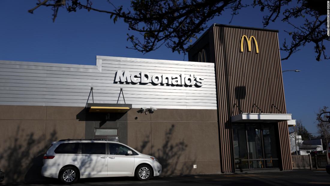 Billionaire Carl Icahn targets McDonald's over pig welfare