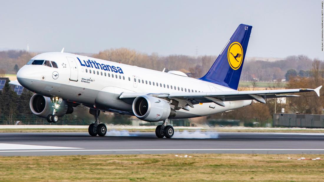 Airlines cancel Ukraine flights as threat of war grows