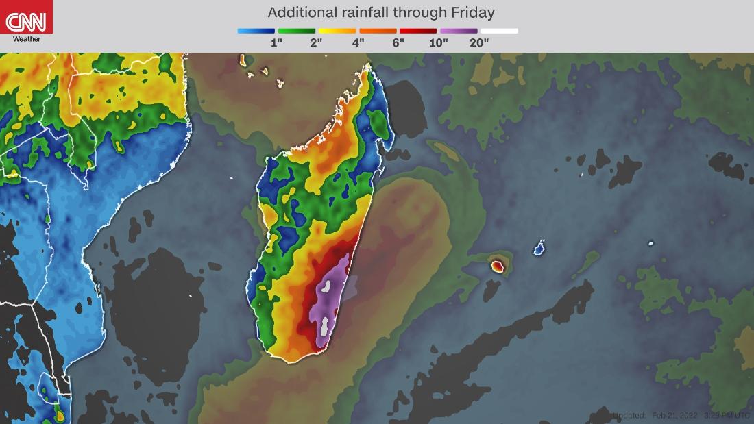 Forecast update: Tropical Cyclone Emnati approaching Madagascar landfall – CNN Video