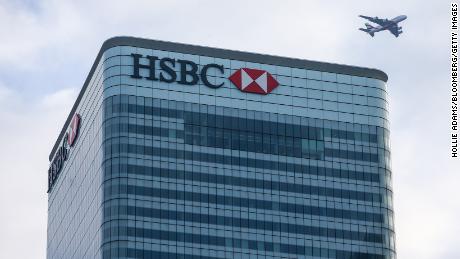 HSBC is handing another $1 billion to investors as profits soar