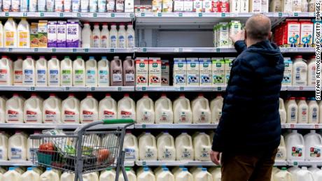 Inflation keeps weighing on consumer confidence