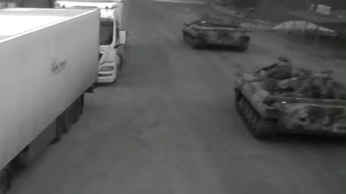 Video shows tanks crossing Ukraine’s border from Belarus – CNN Video