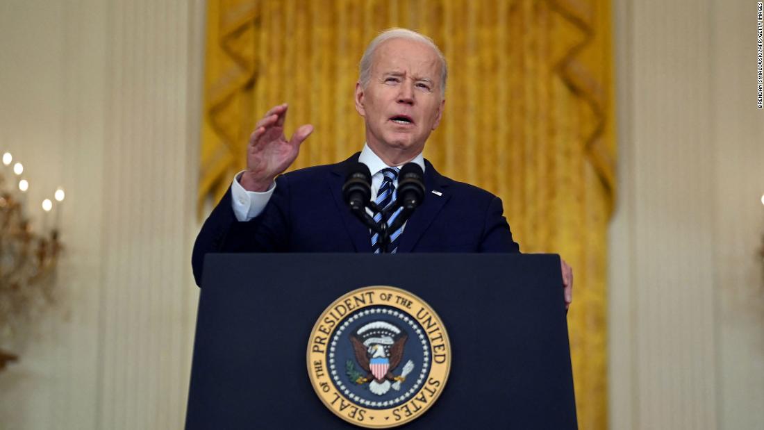 Video: Biden forcefully condemns Putin: His choice will leave Russia weaker – CNN Video