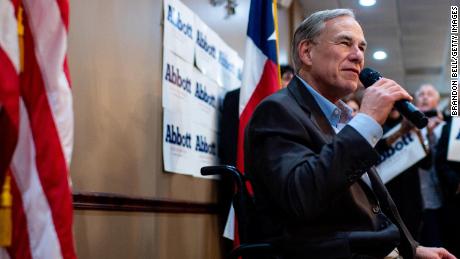 Texas Gov. Greg Abbott faces a crowded GOP primary but keeps his focus on Beto O&#39;Rourke 
