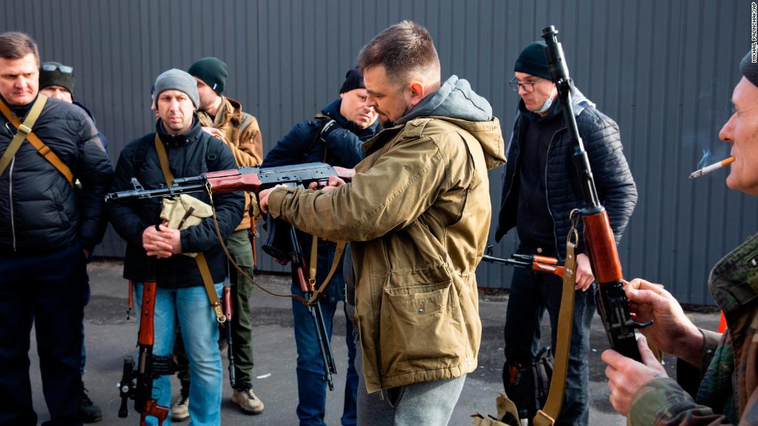 Members of the Territorial Defense Force — Ukraine&#39;s military reserve — prepare to defend Kyiv on February 26.