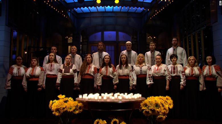 ‘SNL’ returns from hiatus with a powerful tribute to Ukraine