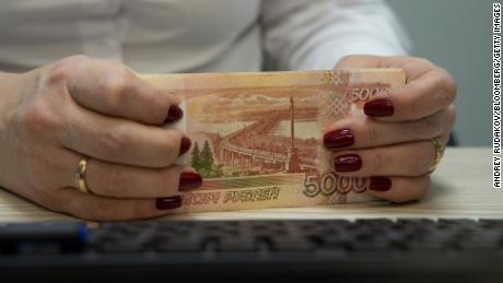 Russia faces financial collapse as sanctions hit its economy