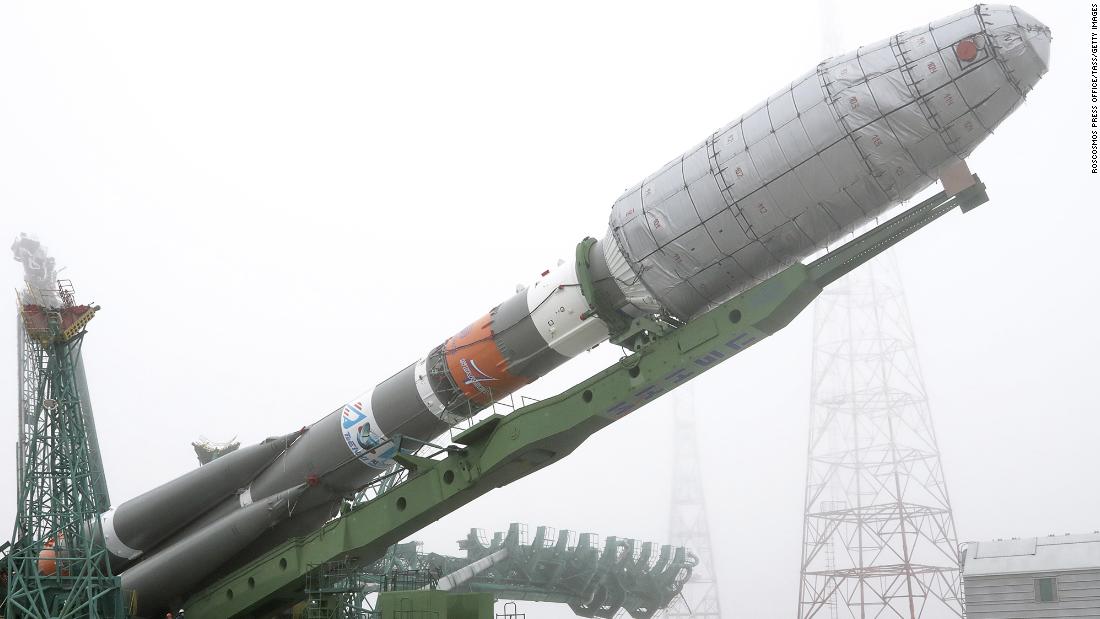 Russia refuses to launch internet satellites, pointing at sanctions