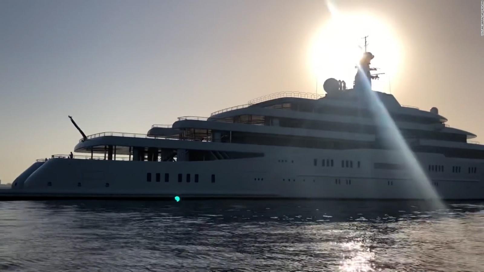 melinda gates yacht