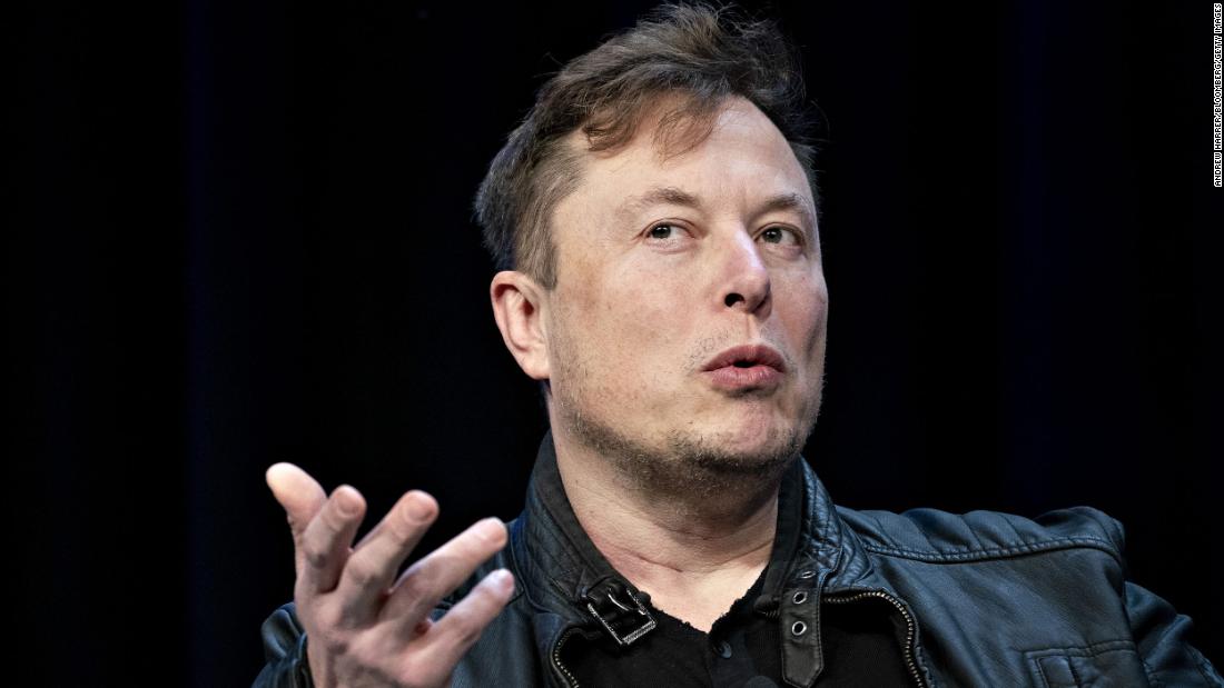 Elon Musk challenges the UAW to unionize Tesla