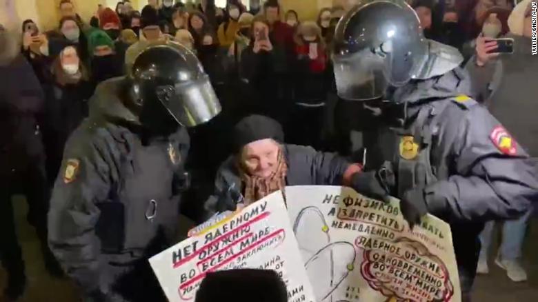 Elderly woman arrested in anti-war protest in Russia