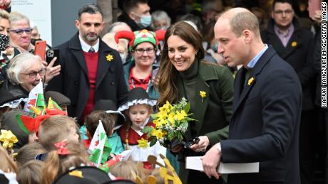 William and Kate chat with royal supporters at Abergavenny Market.