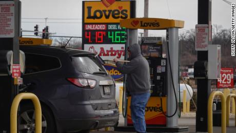 Gas prices surge overnight -- biggest jump since Hurricane Katrina