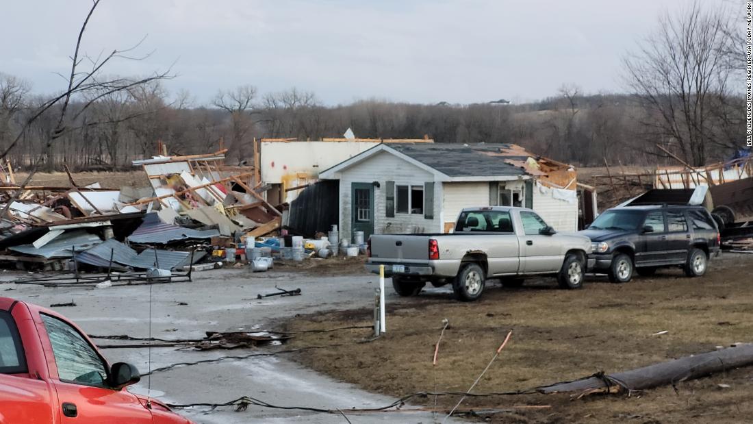 Tornado kills 7, including 2 children, near Des Moines, Iowa, officials say