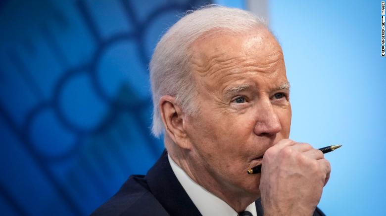 Why independents have cooled on Biden — and what that means for Democrats
