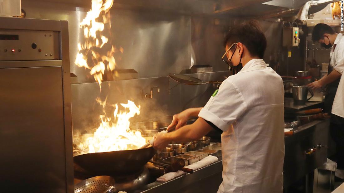 Women have been as soon as deemed too weak to work in Chinese restaurant kitchens. These cooks are proving doubters unsuitable