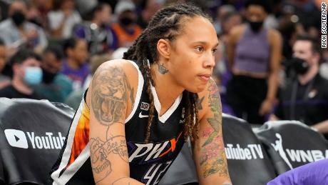 Brittney Griner: Por que tantas estrelas da WNBA jogam basquete no exterior